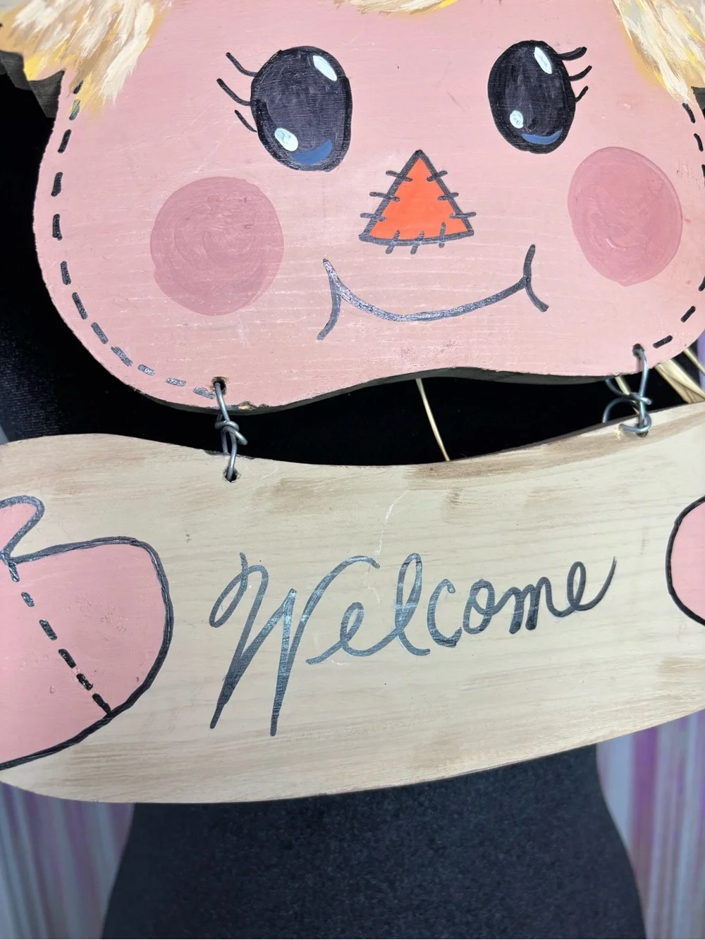 Welcome Scarecrow Hanging Wreath Heart & Raffia Straw Detail W/ Wire Hanger